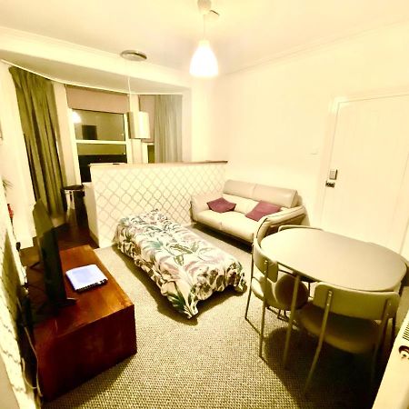 The Walnut Suite Lovely One Bedroom Flat In Stoke. Plymouth Exterior photo