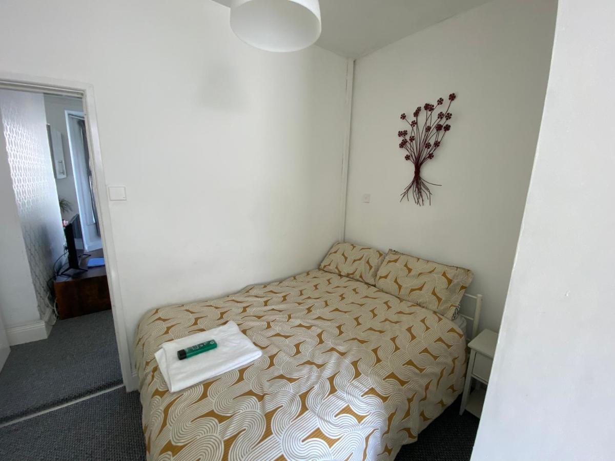 The Walnut Suite Lovely One Bedroom Flat In Stoke. Plymouth Exterior photo