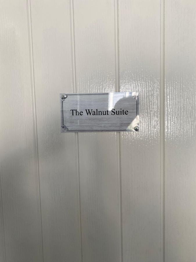 The Walnut Suite Lovely One Bedroom Flat In Stoke. Plymouth Exterior photo