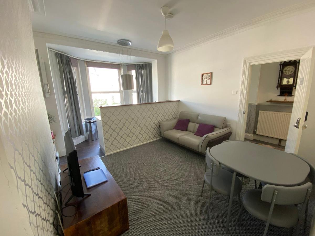 The Walnut Suite Lovely One Bedroom Flat In Stoke. Plymouth Exterior photo